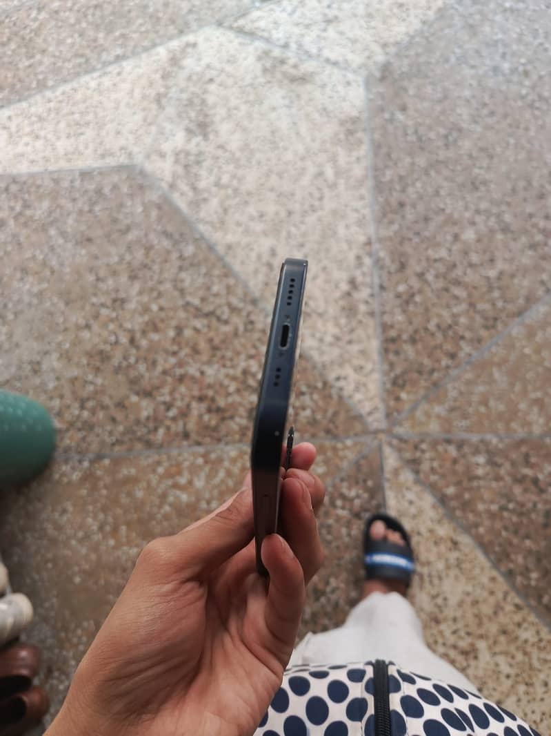 Apple iPhone 12 9