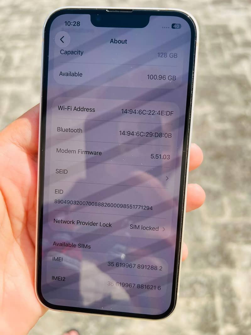 Apple iPhone 13 9
