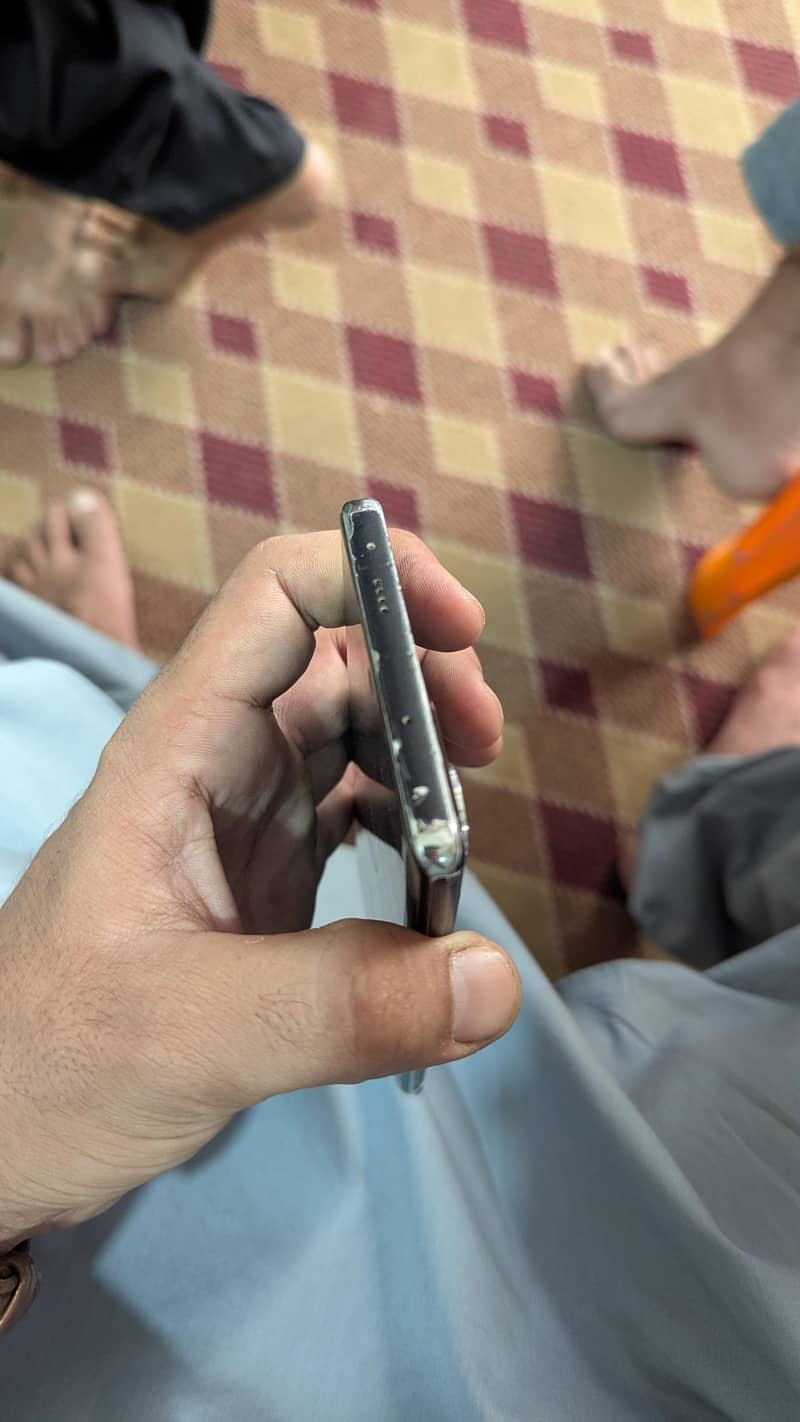 Tecno CAMON 40 Pro 3