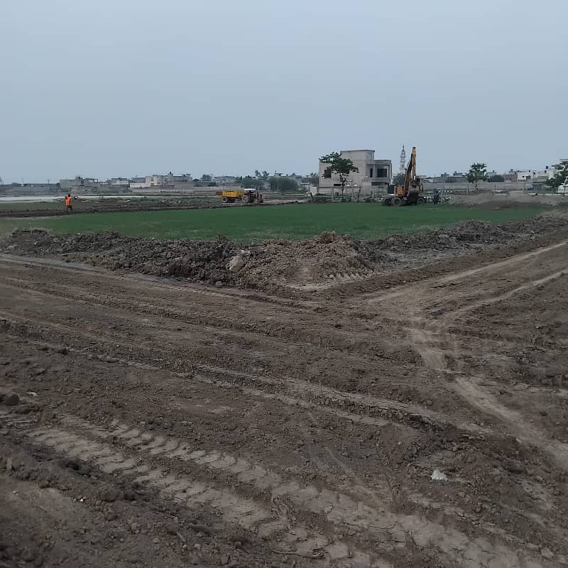 Imperial 2 Block Instalman Plan Plot 17