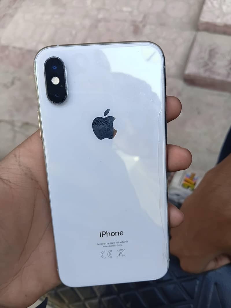 Apple iPhone XS 1