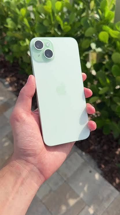 Apple iPhone 15 0
