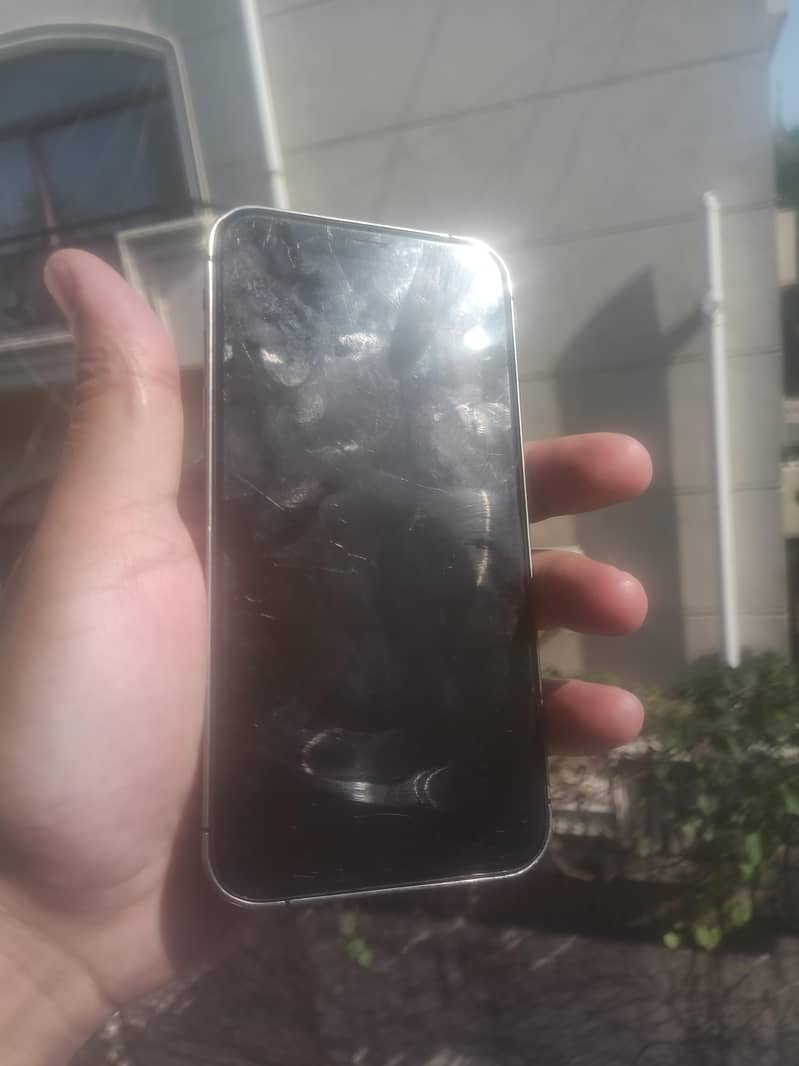 Apple iPhone XR 3