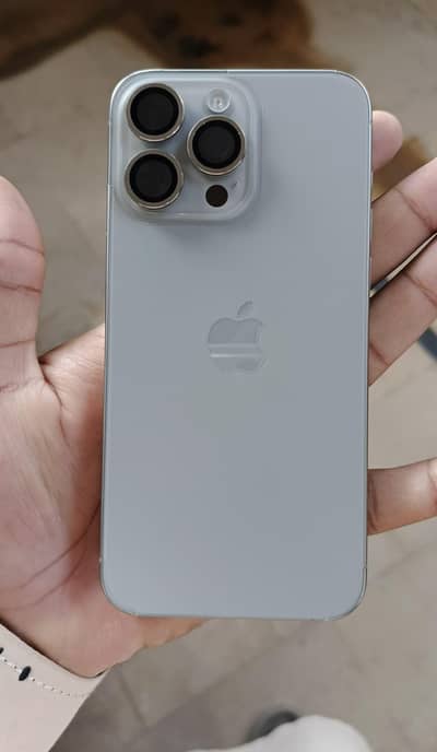 Apple iPhone 15 Pro Max