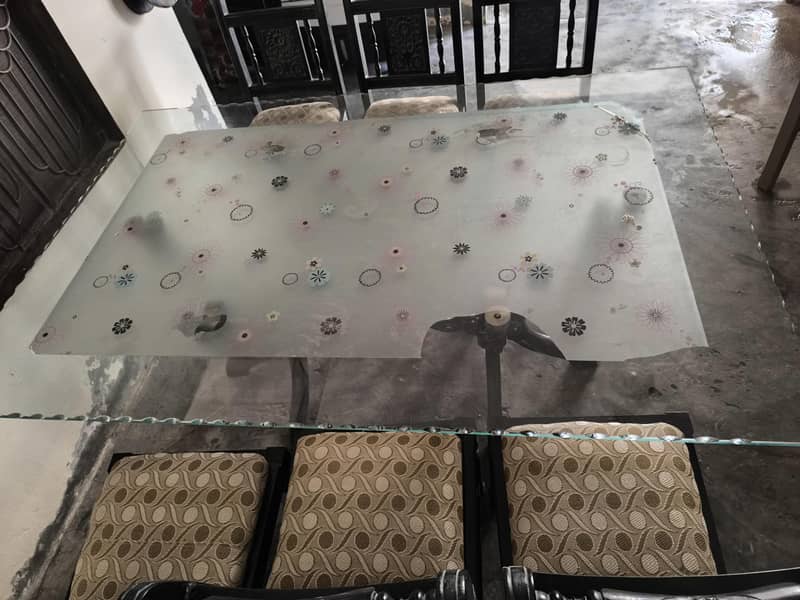 Dining Table with 6 Chairs 2