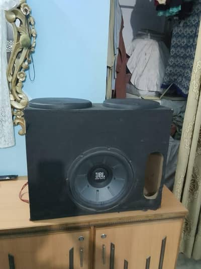 Speaker, woofer and Amplifier