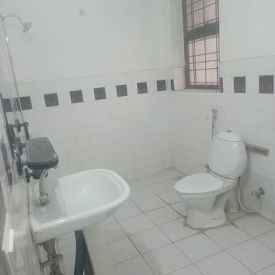 FaRNISH MODAL TWON LINK ROAD BRAND NEW FARNISH OPTION AVLBAL MONTHLY BASIS AND LONG TIME 2.3 BAD AVLBAL