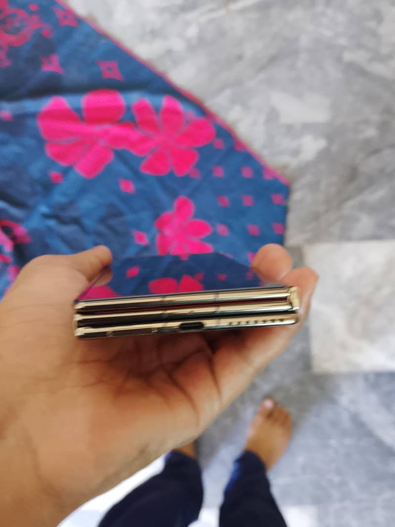 Huawei Mate XT Ultimate 4