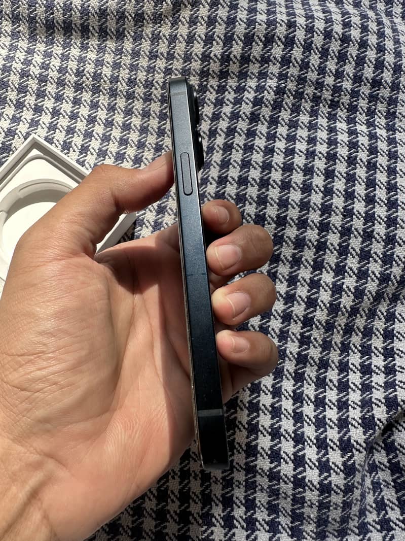 Apple iPhone 14 0