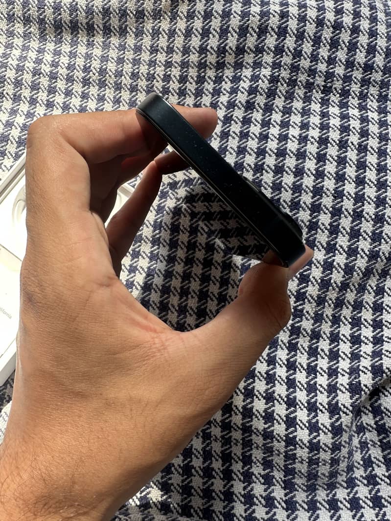 Apple iPhone 14 6