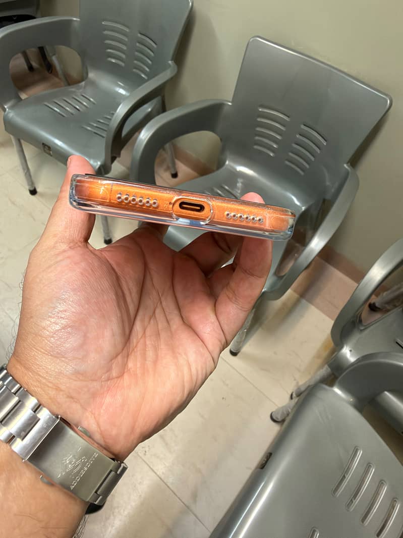Apple iPhone 17 Pro Max 3