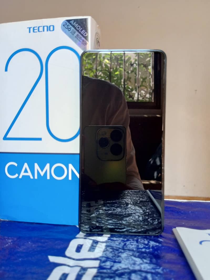 Tecno CAMON 20 2