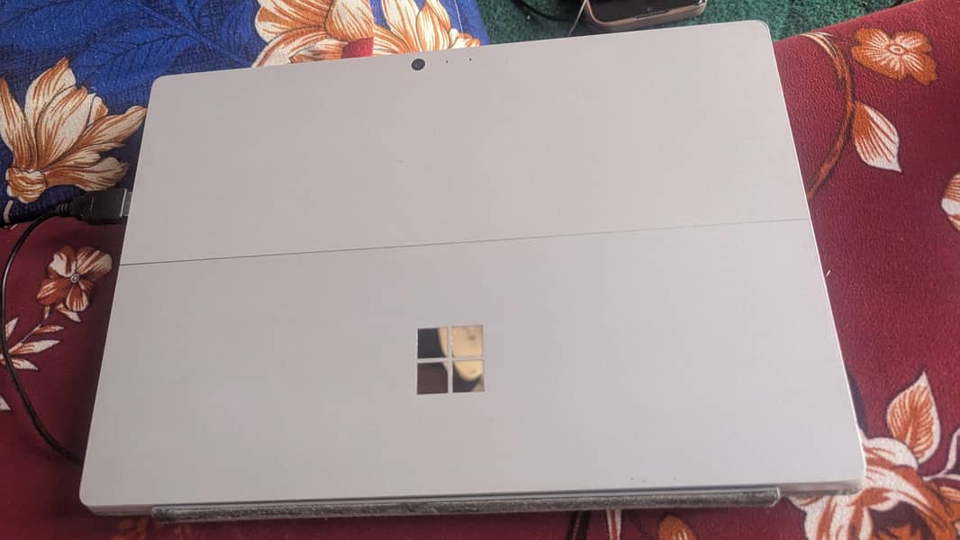 Microsoft surface book 4 pro 4