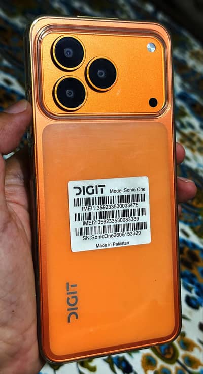 Digit sonic one,, 4+8/64gb,, (Only exchange)