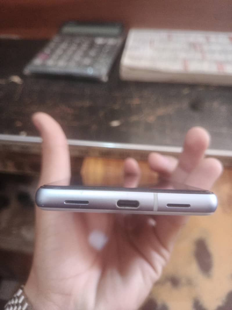 Google Pixel 7a 3