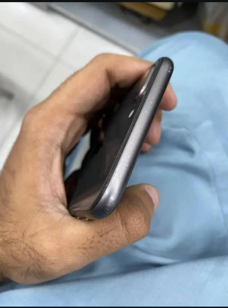 Apple iPhone 8 Plus 0