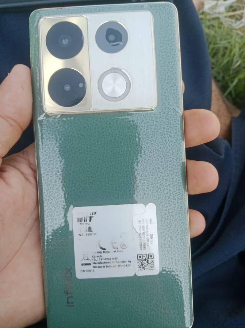 Infinix Note 40 Pro 0