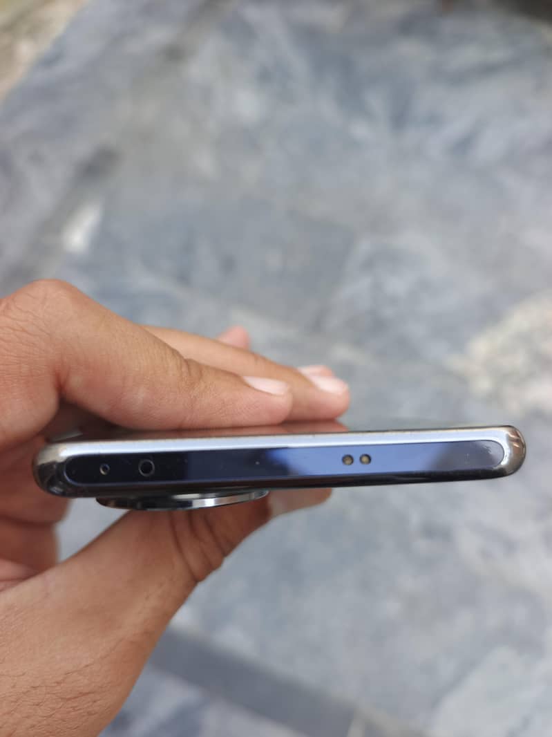 OPPO Reno11 4