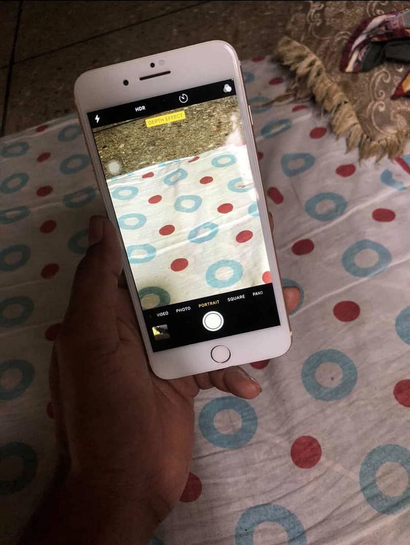 Apple iPhone 7 Plus 3