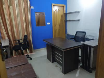 Furnished office rooms for 12 person sitting at good price with Solar