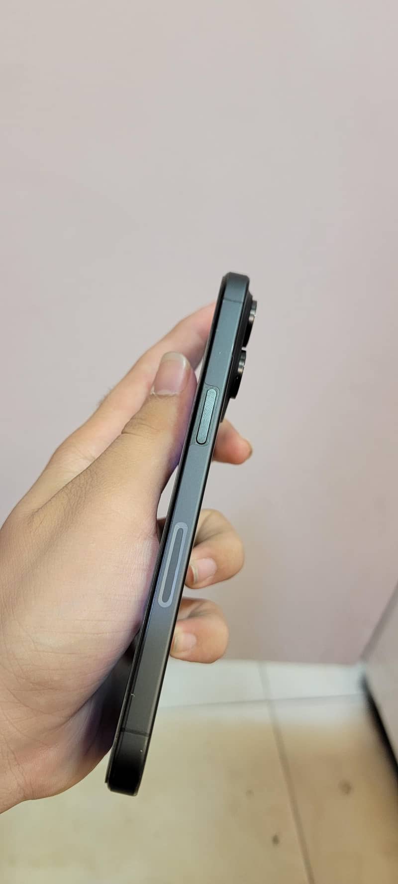 Apple iPhone 15 Pro Max 2