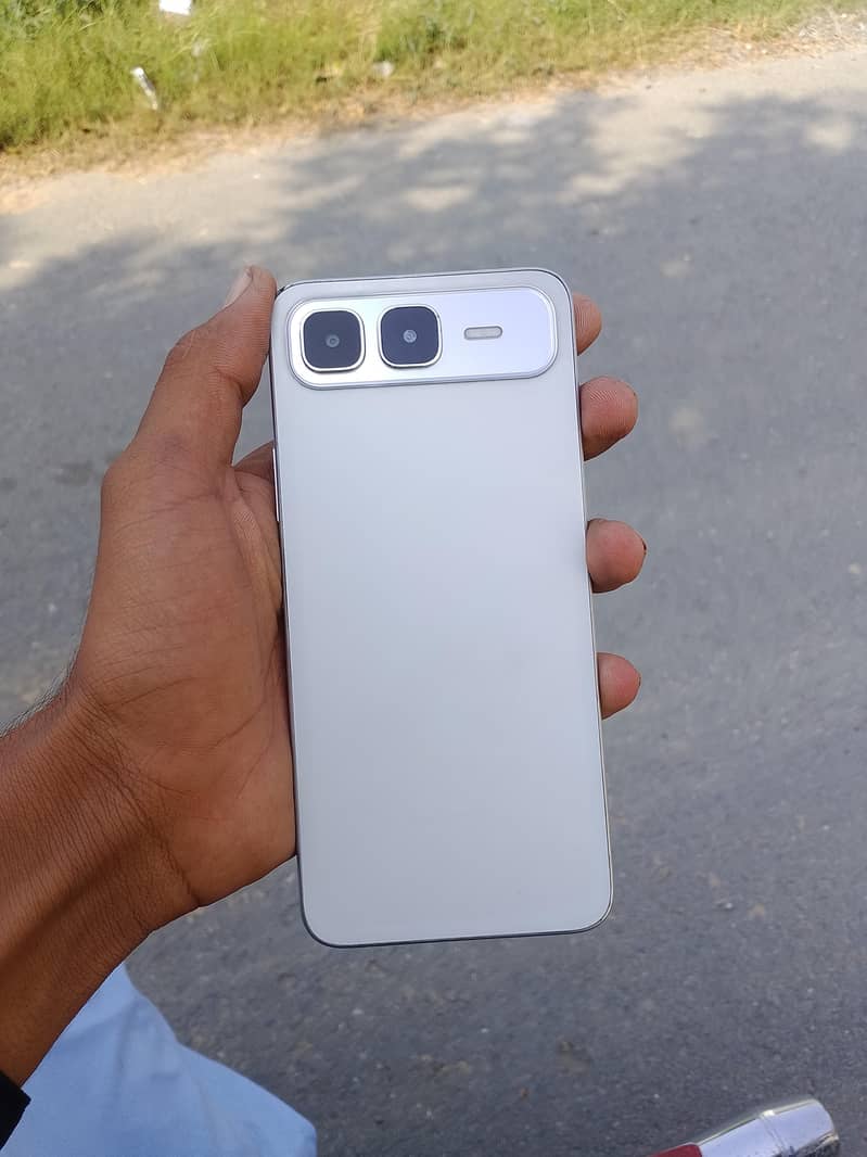 Infinix Smart 10 0
