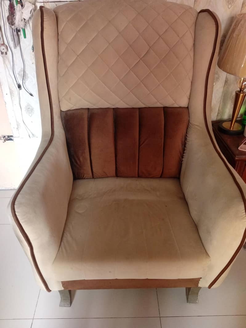 a one sofa 0