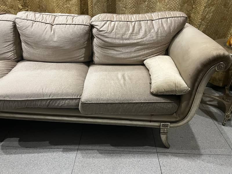 sofa with centre table 2