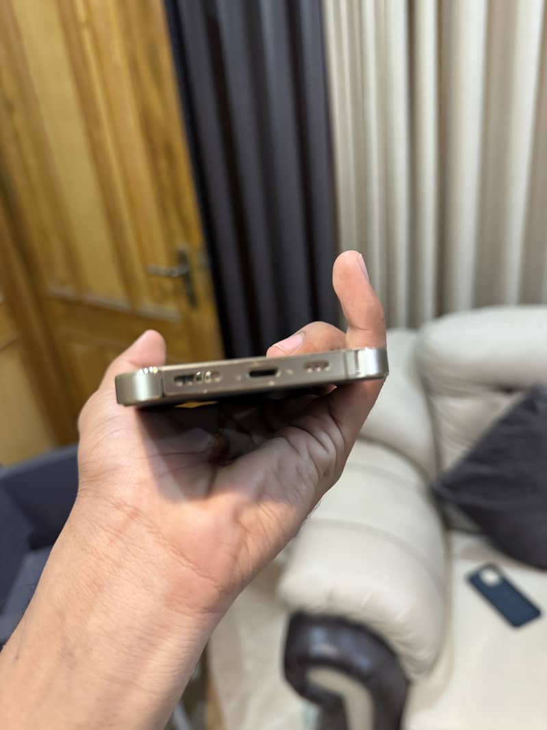 Apple iPhone 13 Pro 1