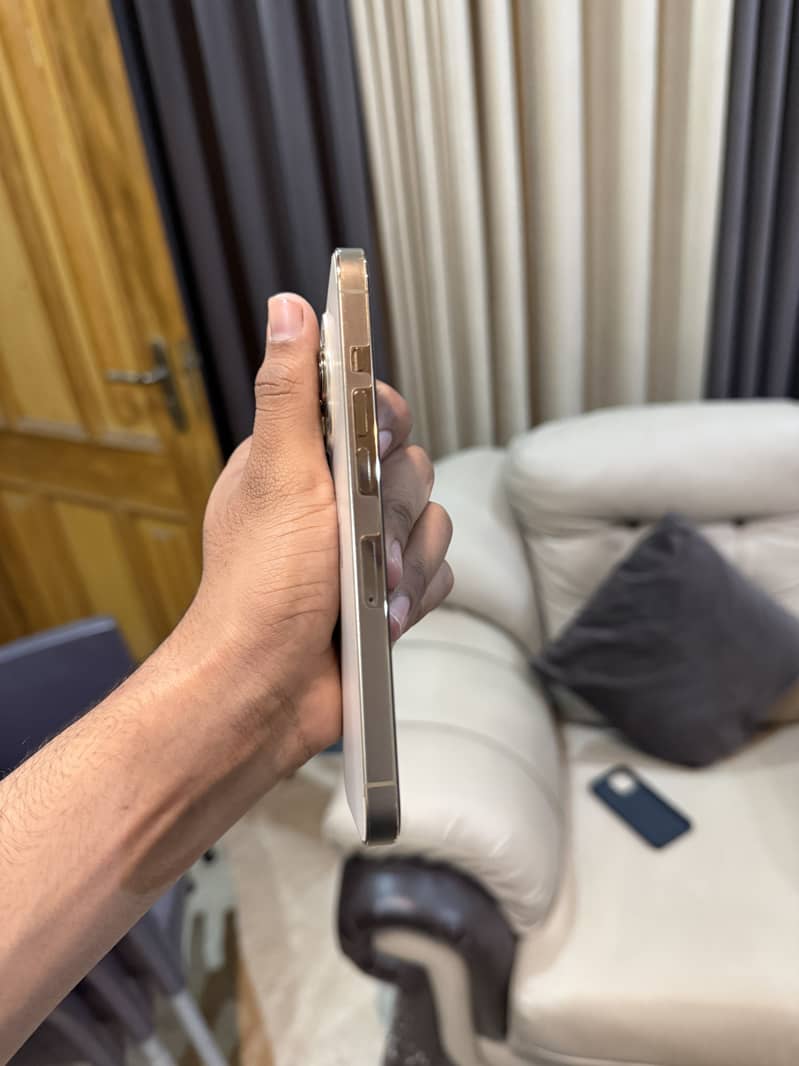 Apple iPhone 13 Pro 3