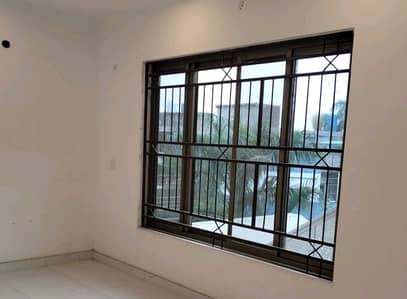 Prime Location Upper Portion For rent In Garden Town