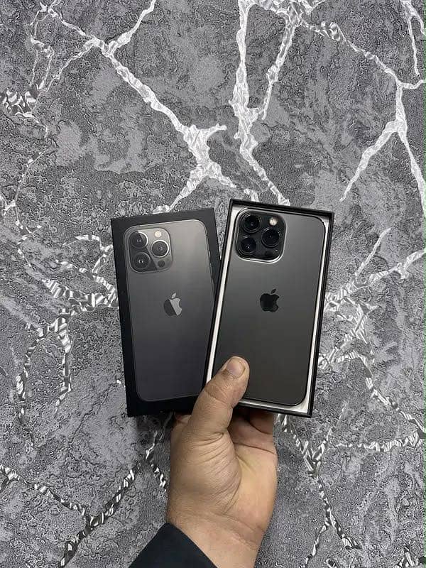 Apple iPhone 13 Pro 0
