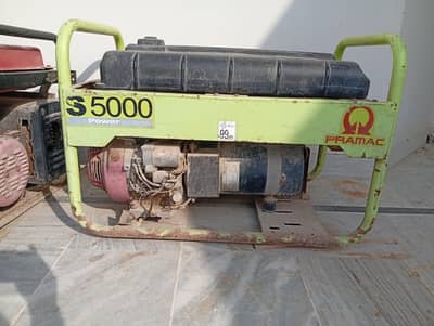 Pramac S5000 Generator with Genuine Honda GX270 Engine