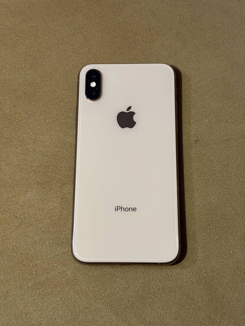 Apple iPhone XS 0