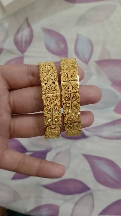 37 gram 22 karat bangles