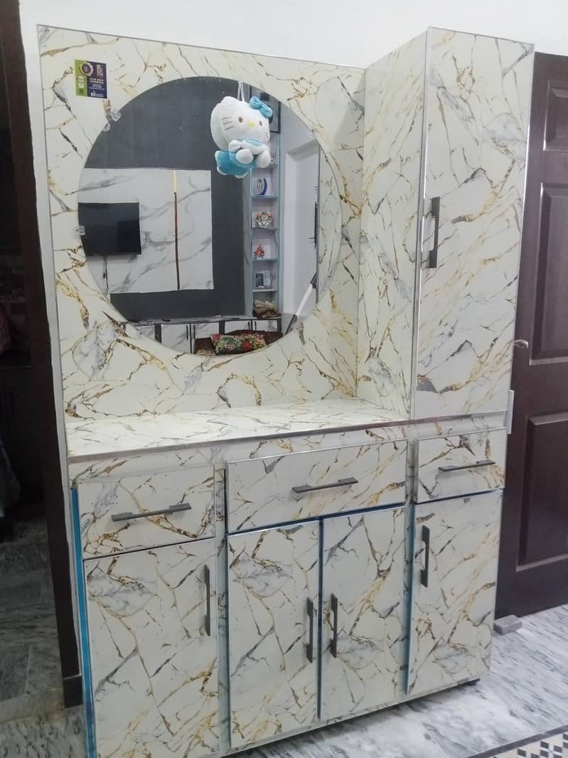 Dressing table 1