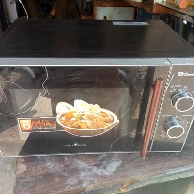 microwave oven