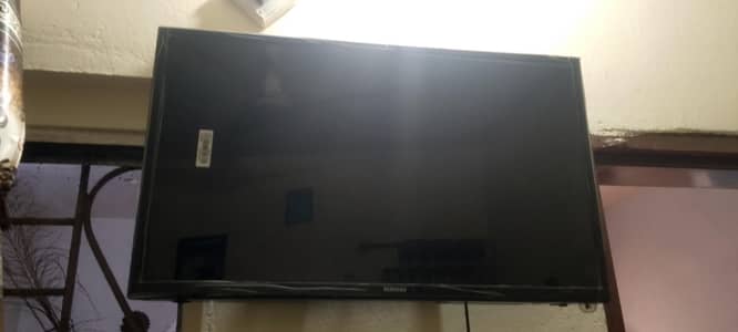 LCD for sale Whatsapp number 03405219280