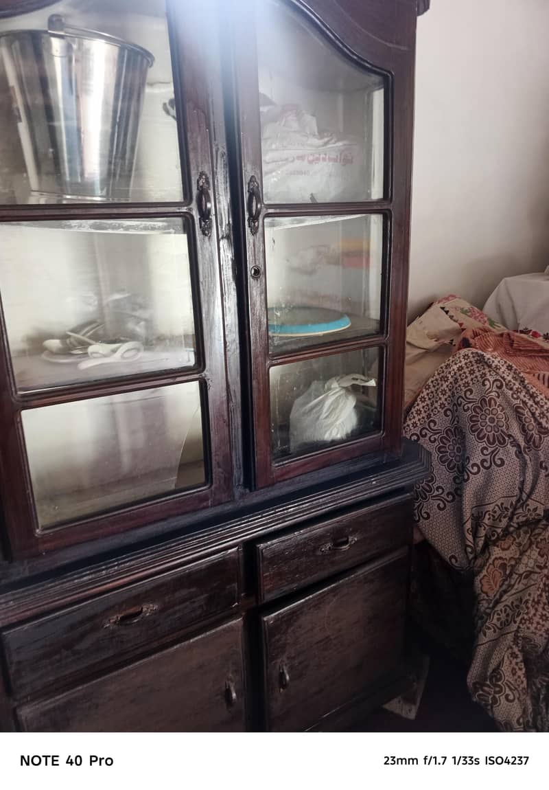 almari for sell 1