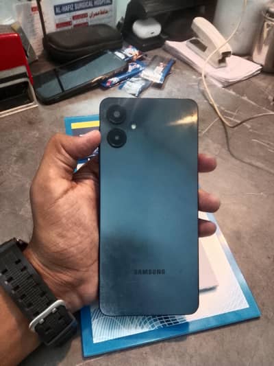 Samsung Mobile A06
