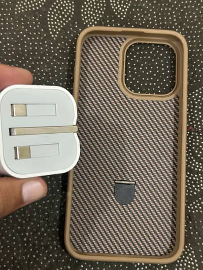 Apple I PHONE ORIGNAL 20 WAT CHARGER 15 MAX COVER 0/3/0/1/7/7/7/7/969/