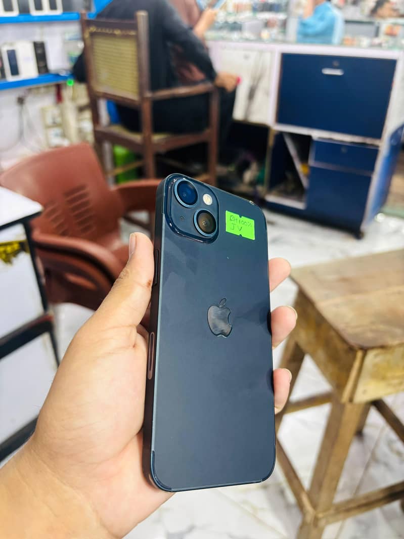 Apple iPhone 13 3