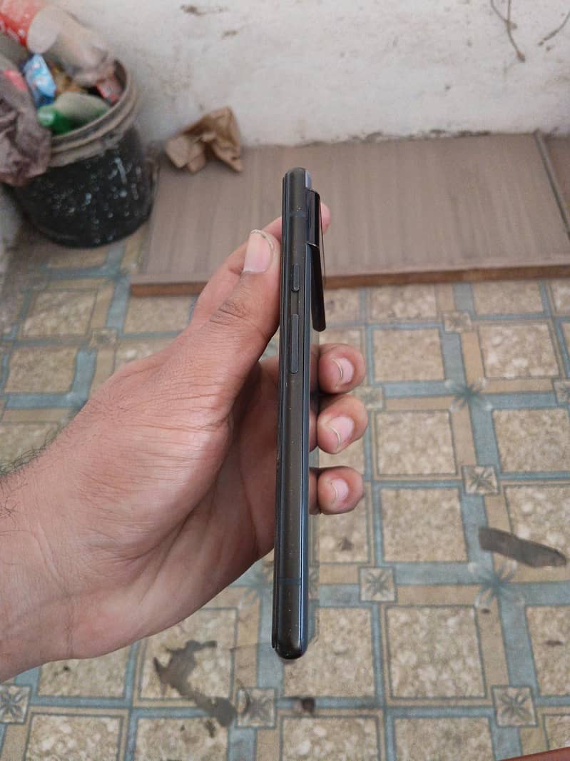 Google Pixel 6 5
