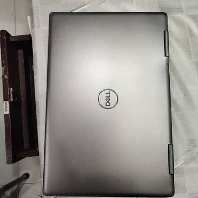 Dell inspiron 7573 2-in-1 Core i7 8th Gen 8GB Ram DDR4 NVME 256 GB
