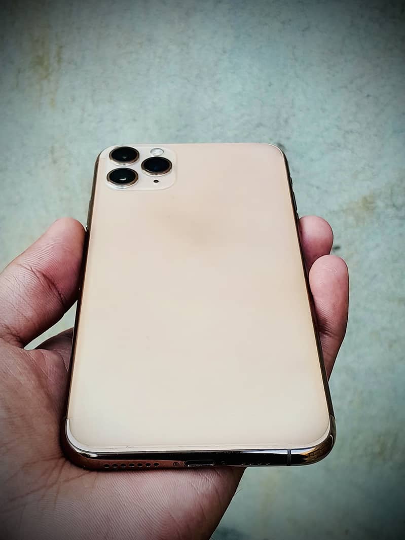 Apple iPhone 11 Pro Max 1