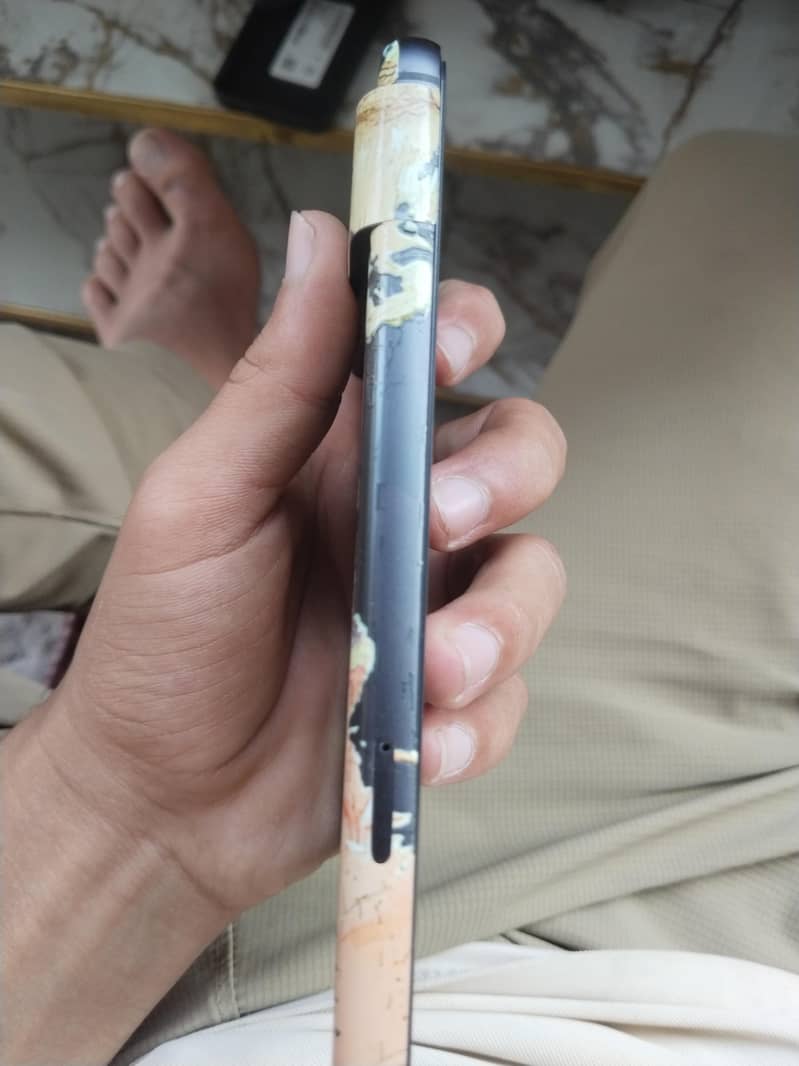 Google Pixel 8 3