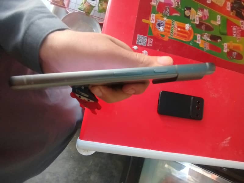 Google Pixel 8 7