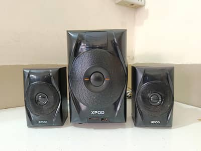 Xpod Bluetooth speakers woofer built-in amplifier for sale.