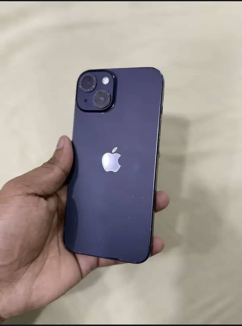 Apple iPhone 14 3