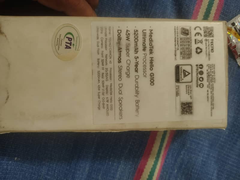 Tecno CAMON 40 11